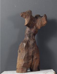 刘焕章《风雨飘摇》100cm×50cm×25cm 1988年 木

