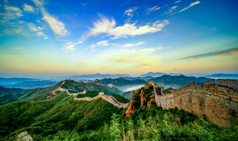 中国十大必去旅游胜地（旅游必去十大景点推荐）